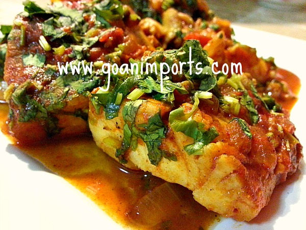 spicy-tilapia-recheado-curry-recipes-peixe-guisado-goan-fish