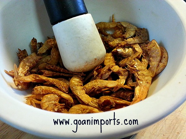 dry-roasted-shrimp-prawns-powder-recheado-masala-goan-recipes-fish