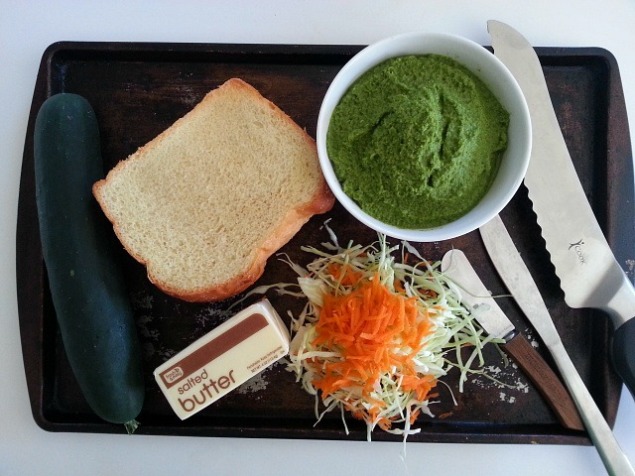 coriander-green-goan-chutney-recipe-bhel-puri-samosa-club-sandwich-vegetarian