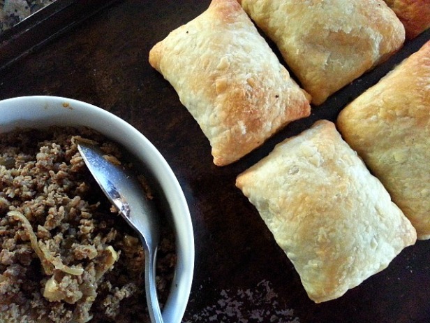 patties-goan-beef-snack-xacuti-masala-mince-puff-pastry