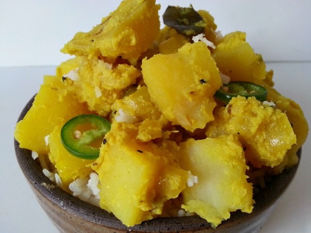 batata-bhaji-aloo-potato-subzi-recipe-indian-curry-sukhi-suka