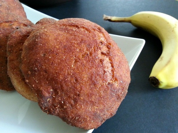 mangalorean-mangalore-buns-pao-puri-goan-banana-fried-bread