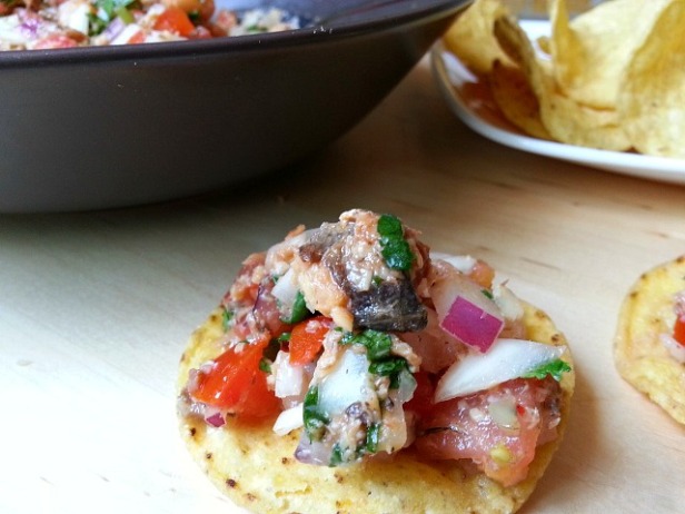 canned-sardines-goan-recipe-fish-salad-sardinhas-salsa-low-fat-tortillas-chips-dips